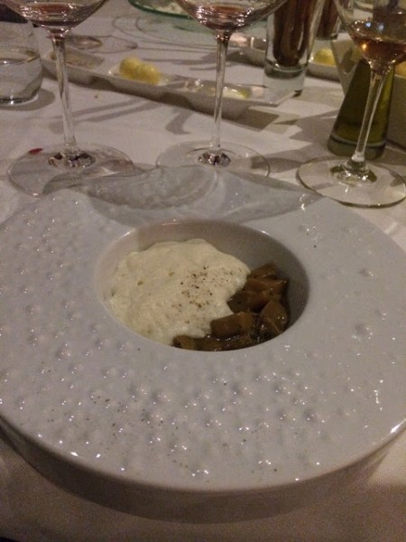 picchi porcini e mousse de parmesão