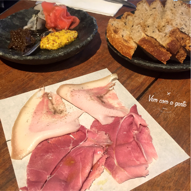 casa do porco presunto rueda