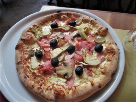 pizza-prosciutto-carciofi